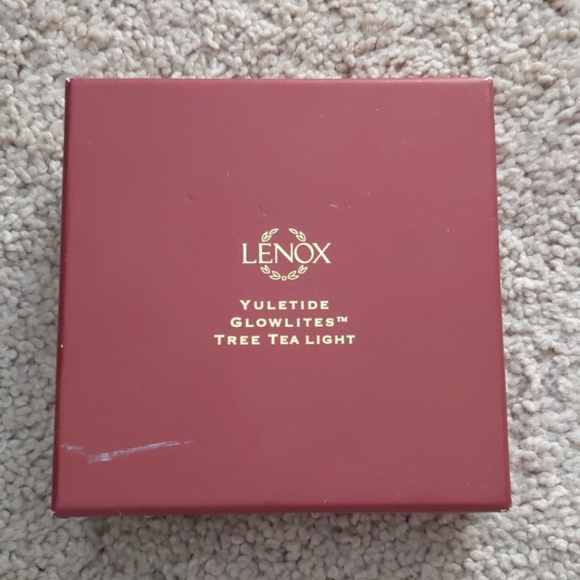 Lennox Yuletide glow tree tea light holder - Picture 2 of 5